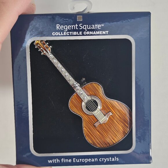 Regent Square Ornament 2022 Guitar With European Crystals NEW - Picture 3 of 7